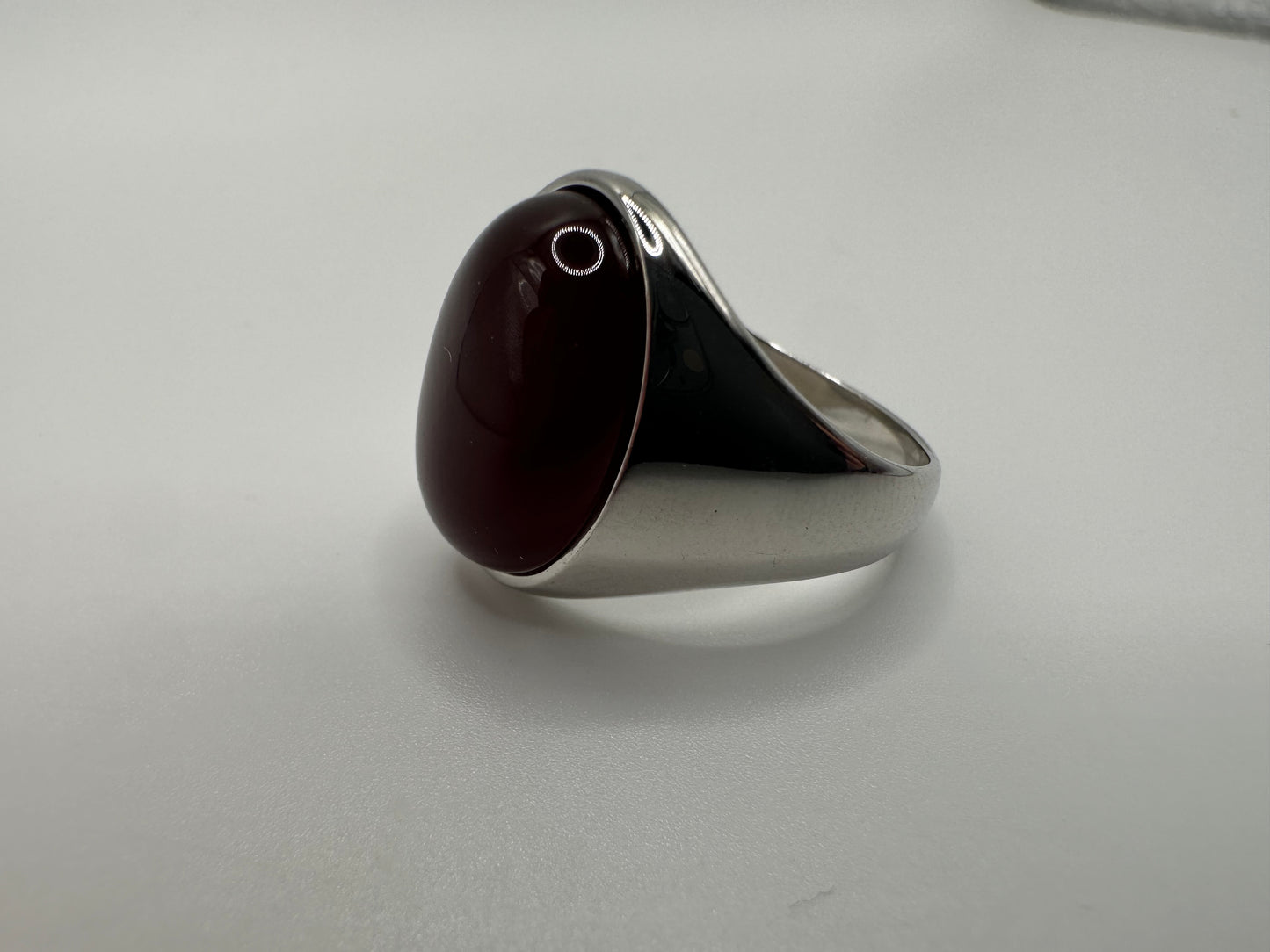 SIGNET RING RED ACHAT STONE