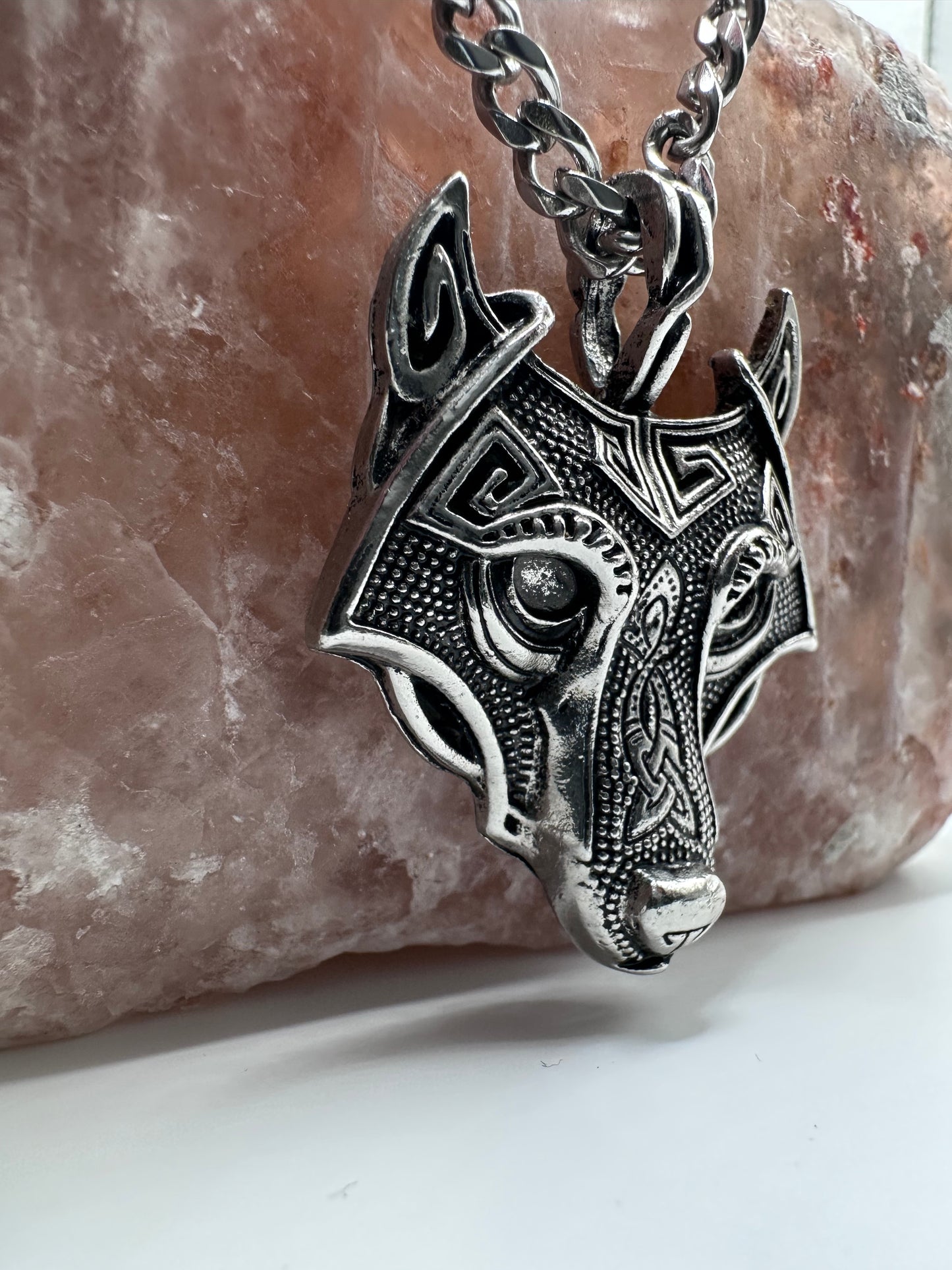 VIKING WOLF PENDANT