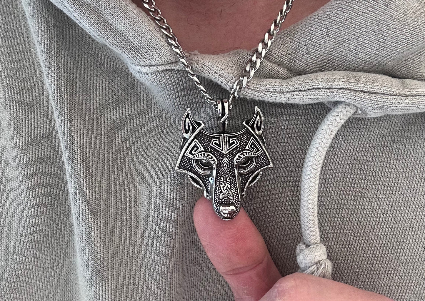 VIKING WOLF PENDANT