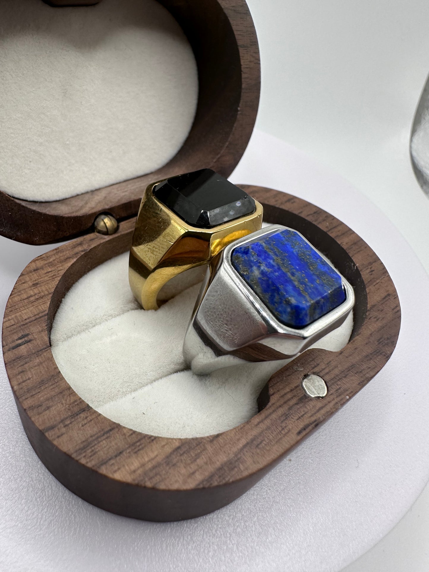 LAPIS LAZULI STONE SIGNET RING