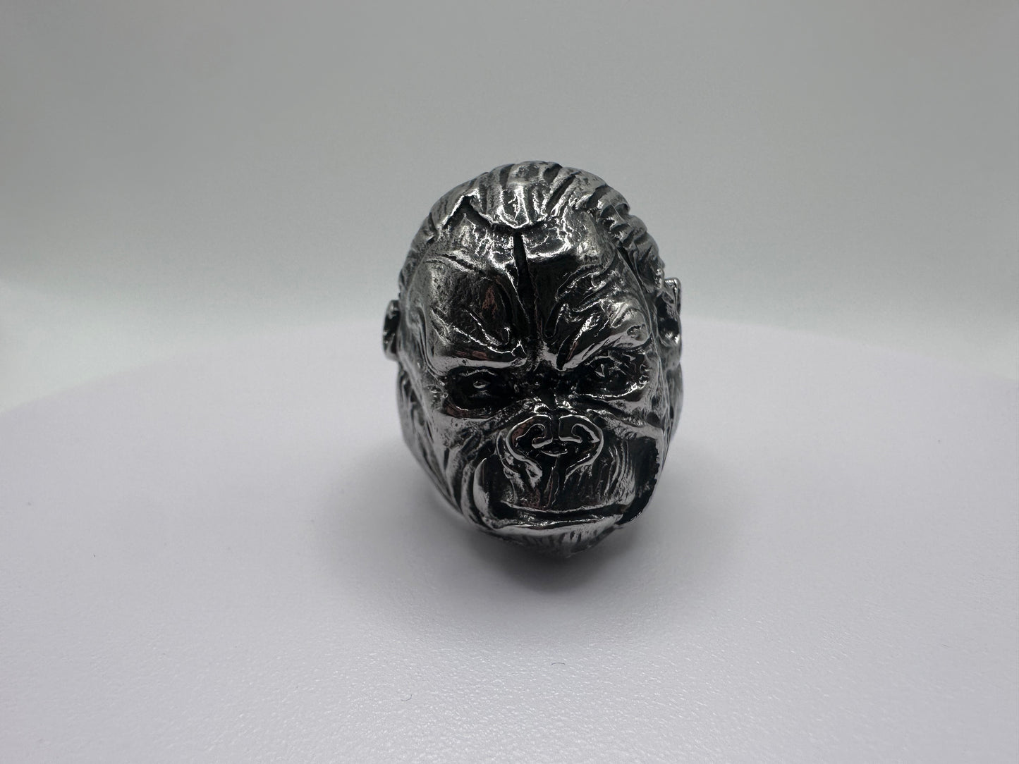 ANGRY GORILLA RING